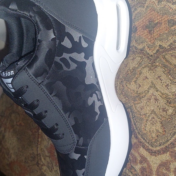 Sneaker wedge - Picture 2 of 3